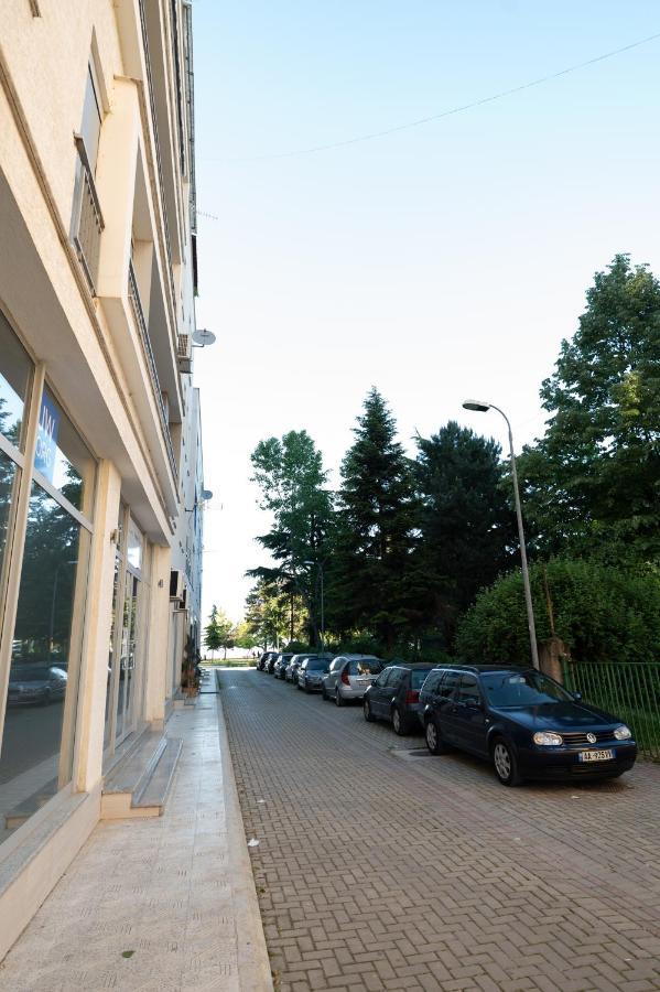 Elton'S Home Pogradec Exterior foto